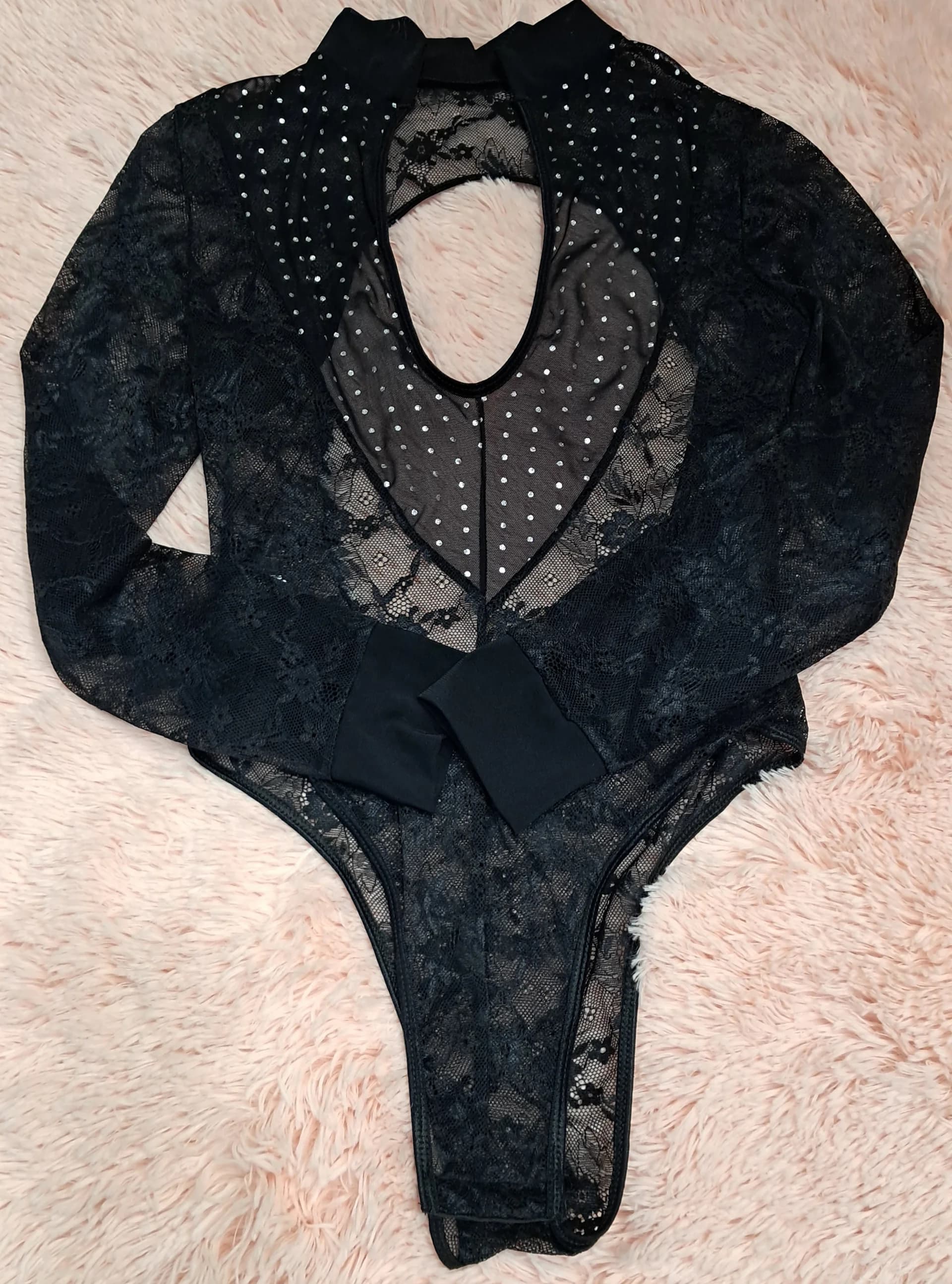 BODY ENCAJE MANGAS LARGAS