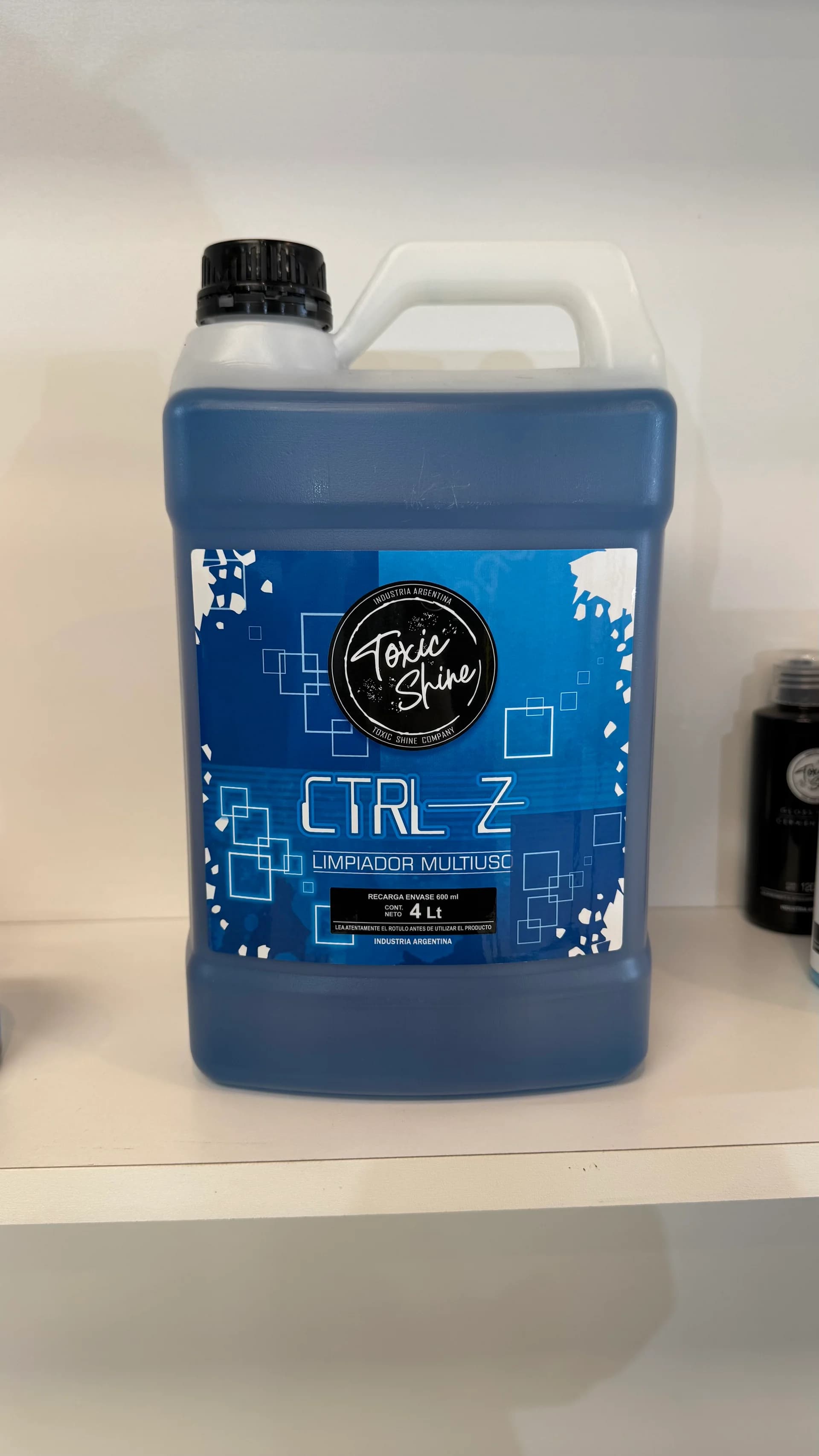 CONTROL Z 4L GALON TOXIC SHINE