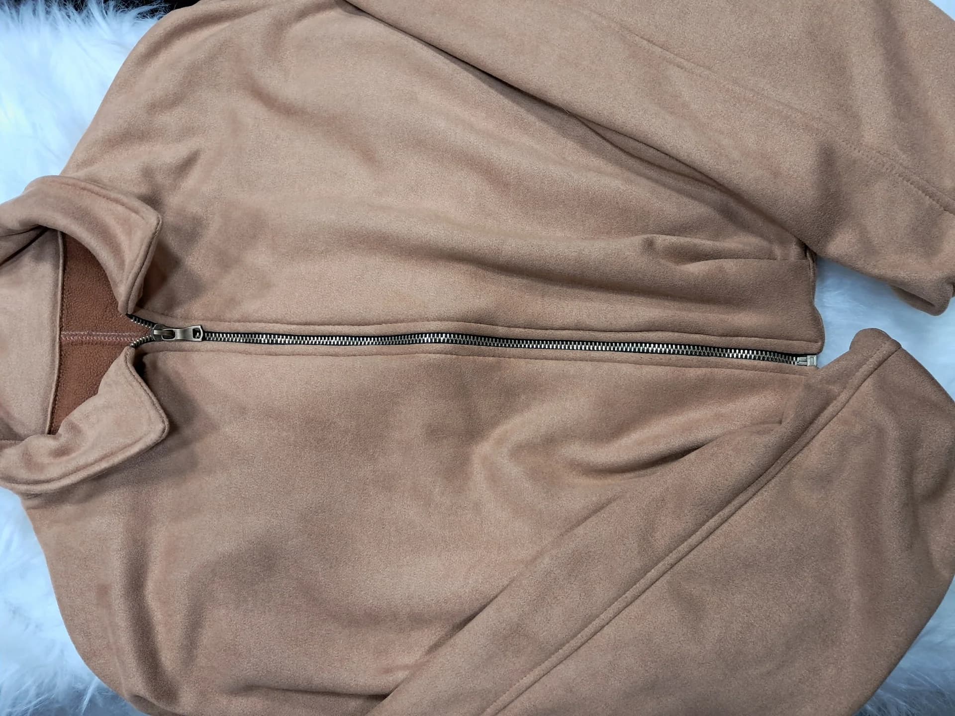 CAMPERA DE GAMUZA BOMBER