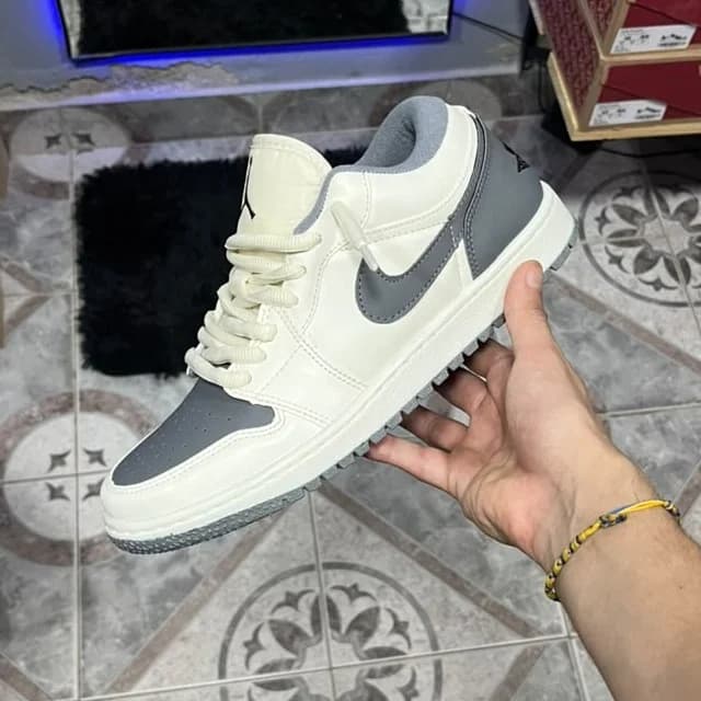 NIKE JORDAN "DUNAS"