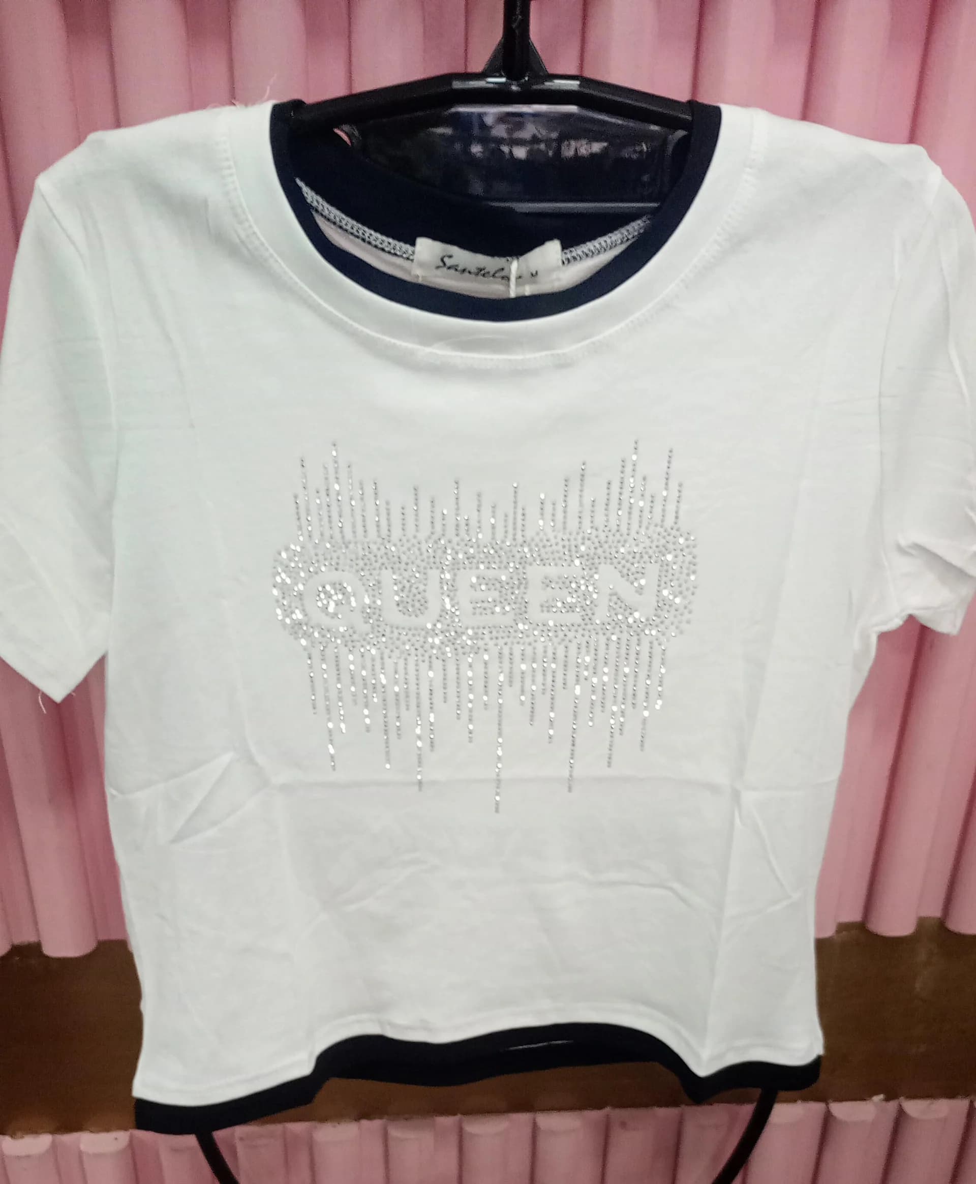 REMERA QUEEN BRILLO