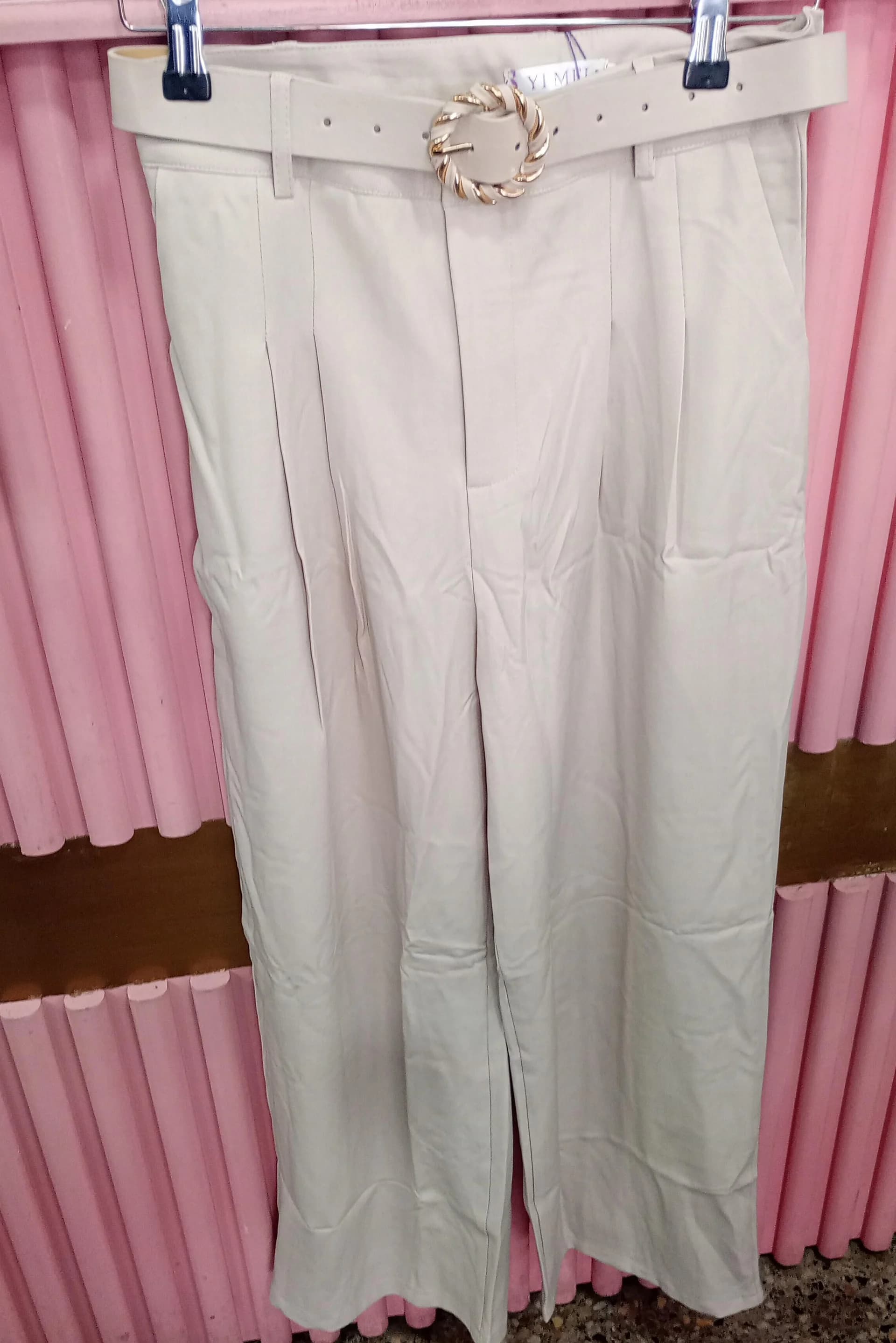 PANTALÓN SASTRERO CON CINTURÓN