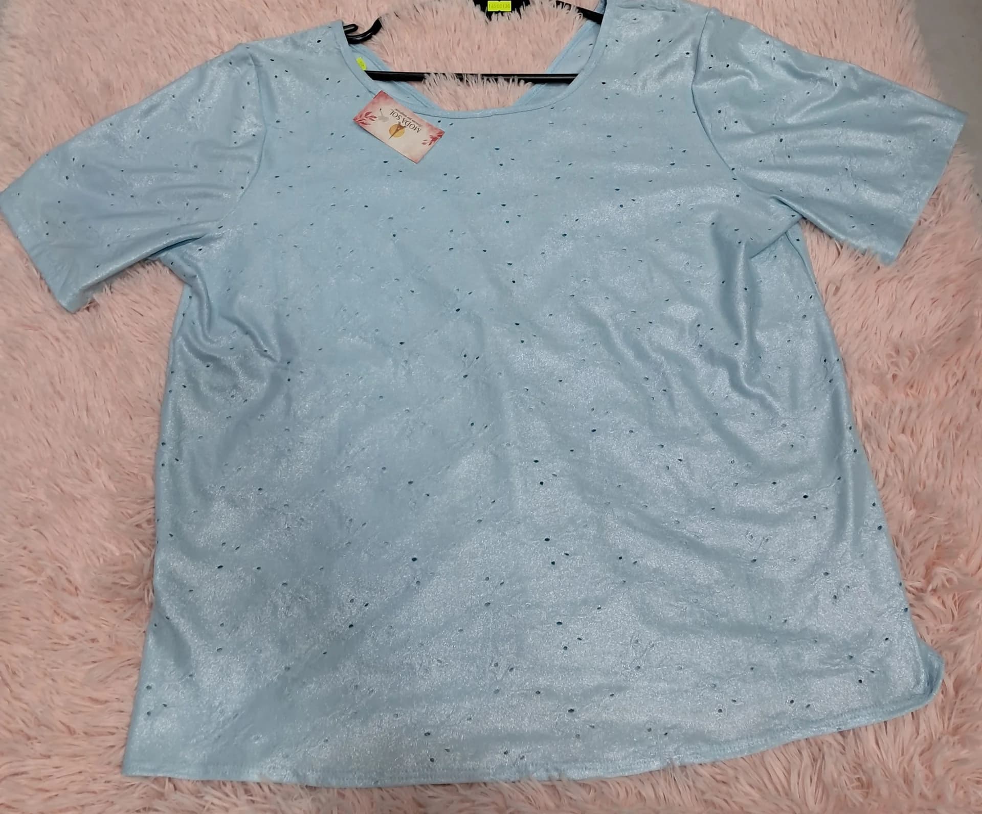 REMERA BRODERIE MANGA CORTA DE MUJER