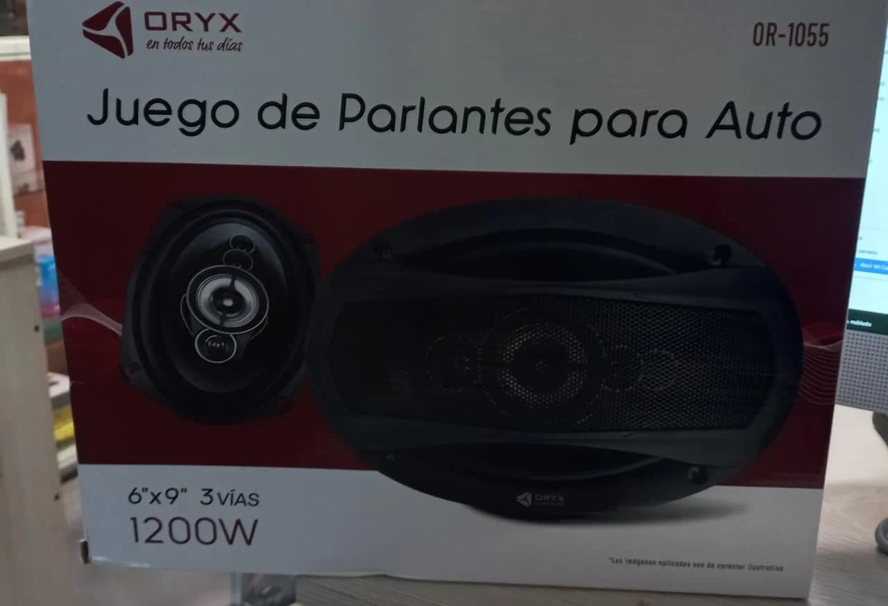 JUEGO DE PARLANTES ORYX PARA AUTO 1200W - OR-1055