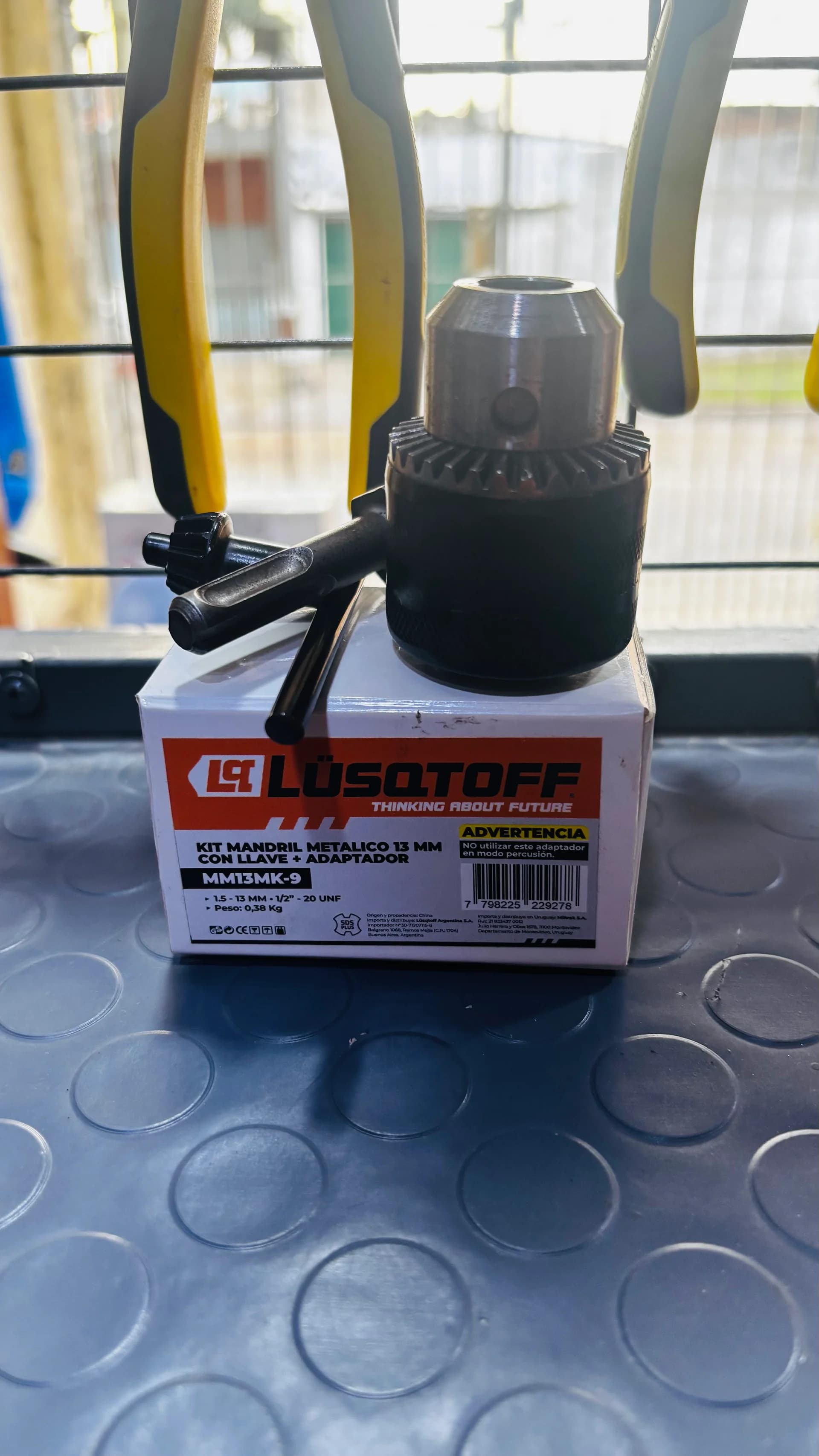 Adaptador Mandril 13mm con llave Lusqtoff