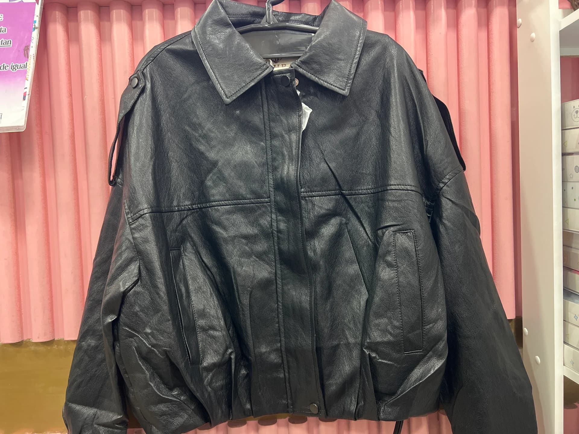 Chaqueta bomber con botones y cierre 6007