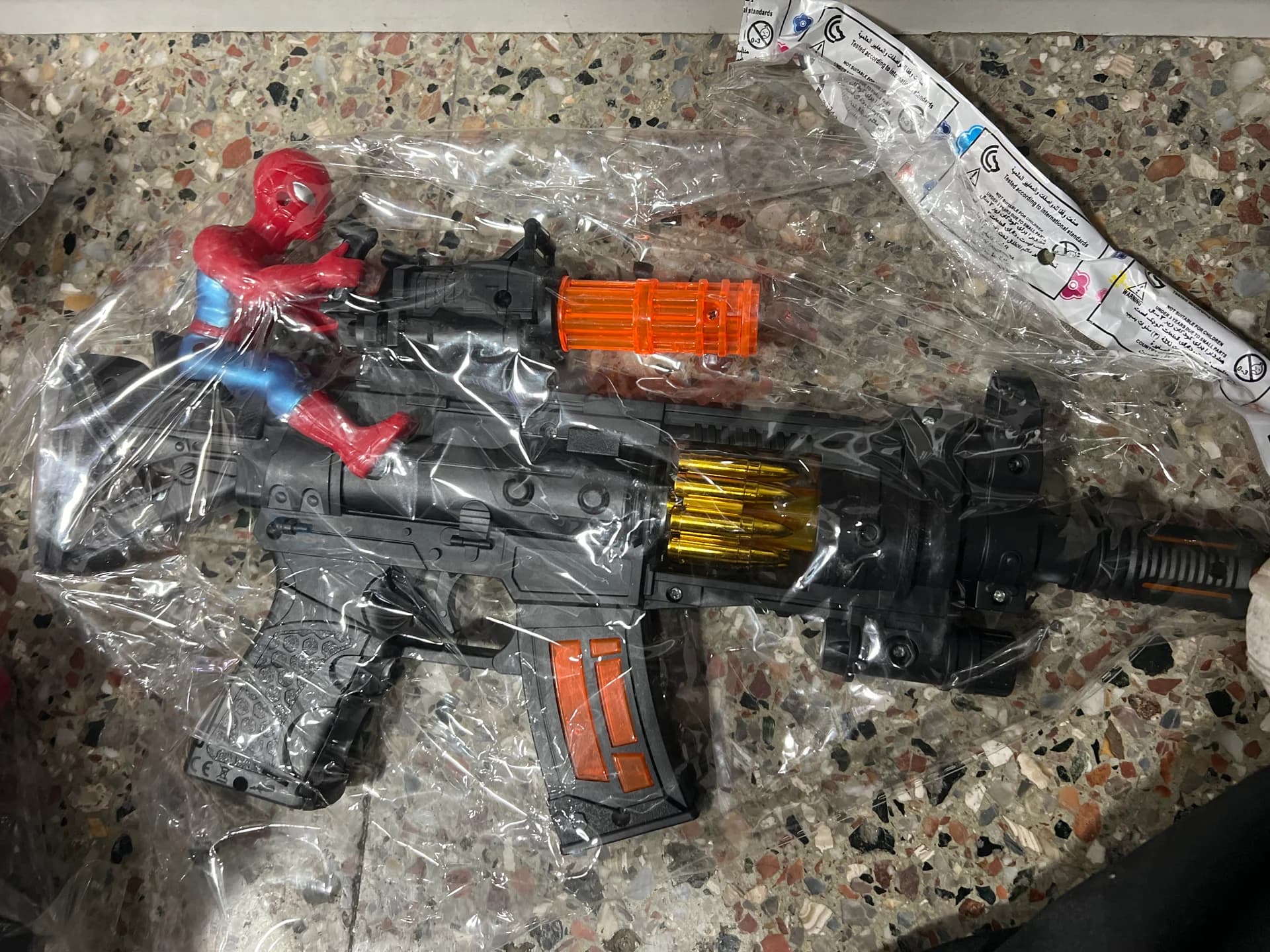 PISTOLAS HOMBRE ARAÑA
