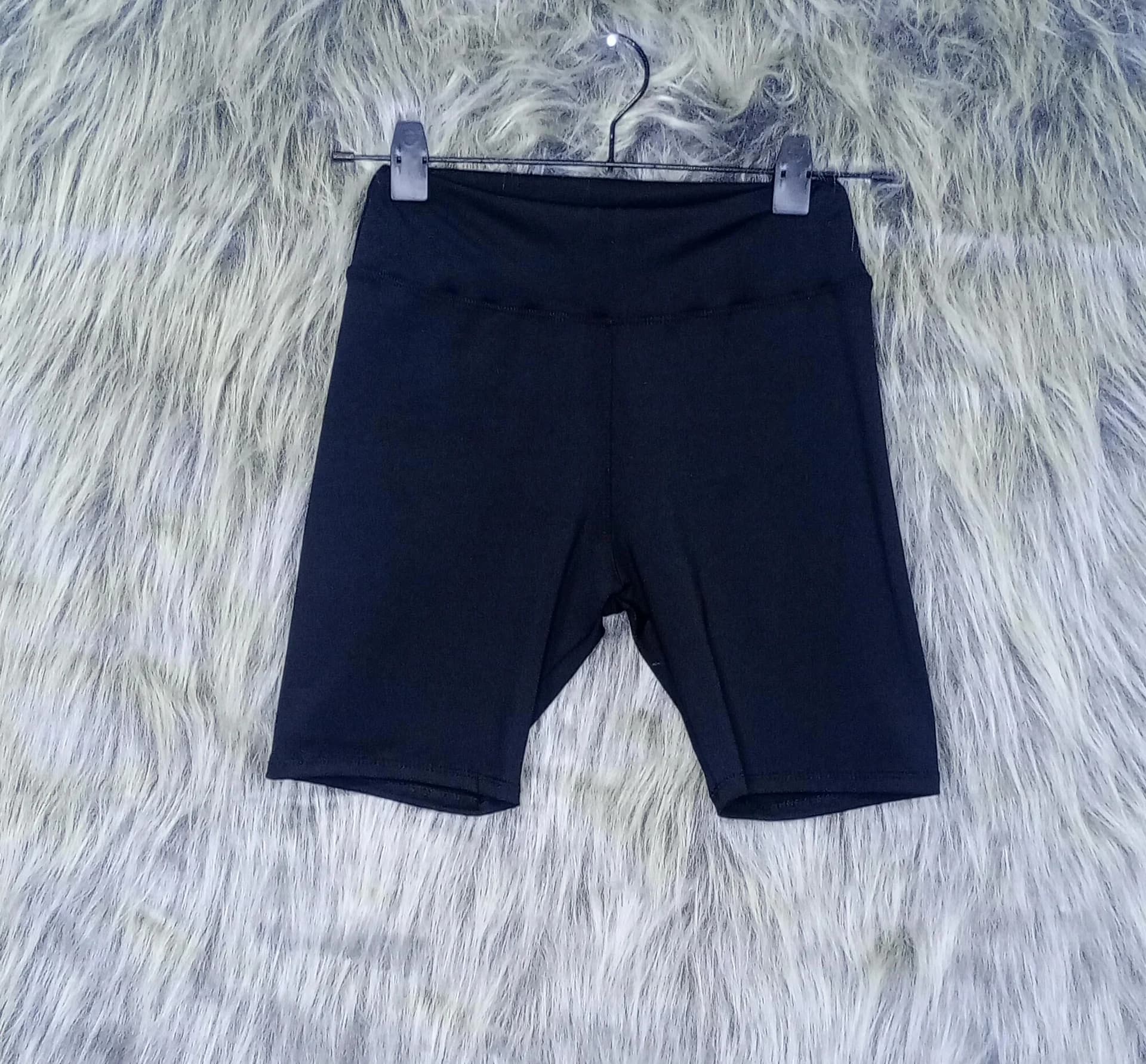 CALZA BIKER NEGRA NENA