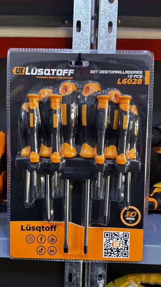 Set 10 destornilladores Lusqtoff