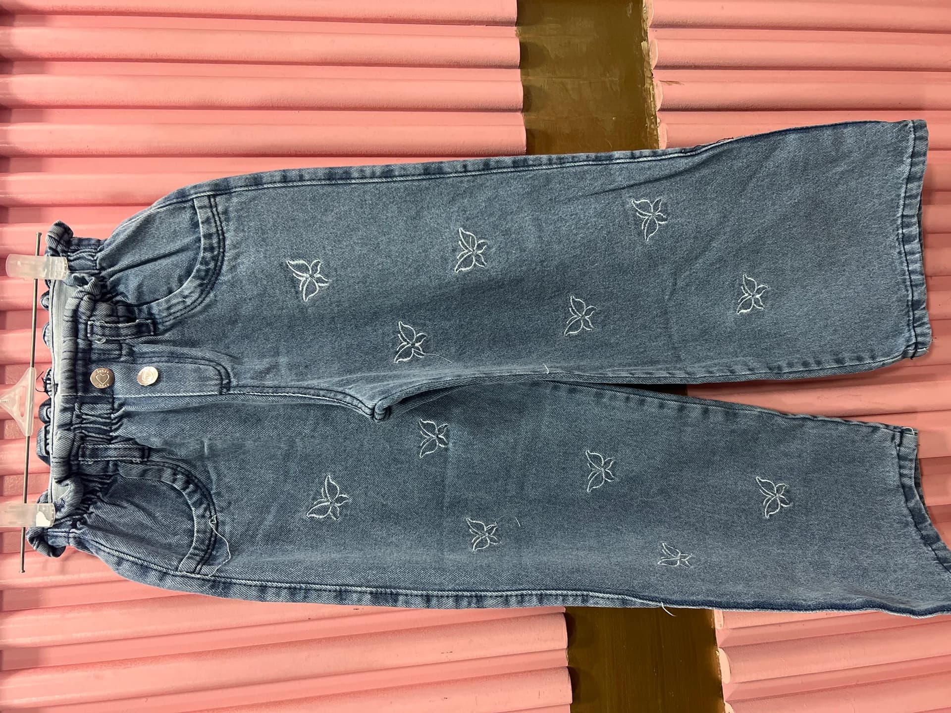 JEANS JÜVERAN CON ELÁSTICO EN LA CINTURA