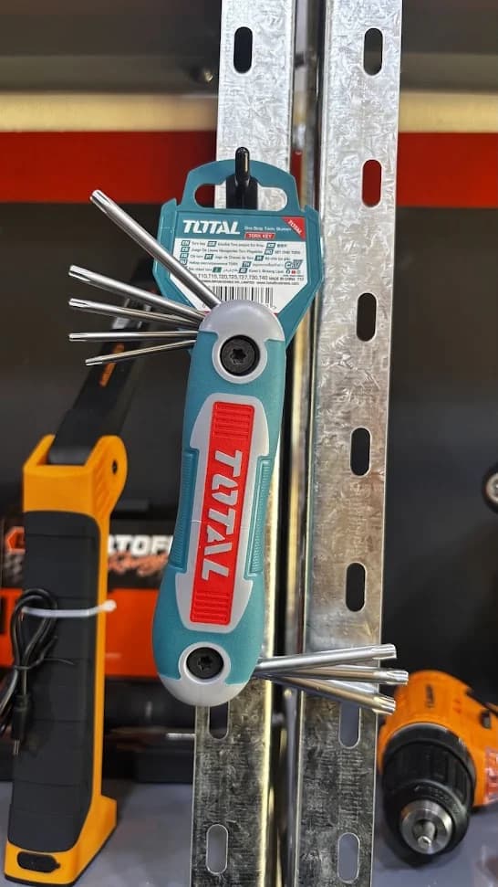 Juego de 8 llaves torx T9 a T40 tipo navaja Total