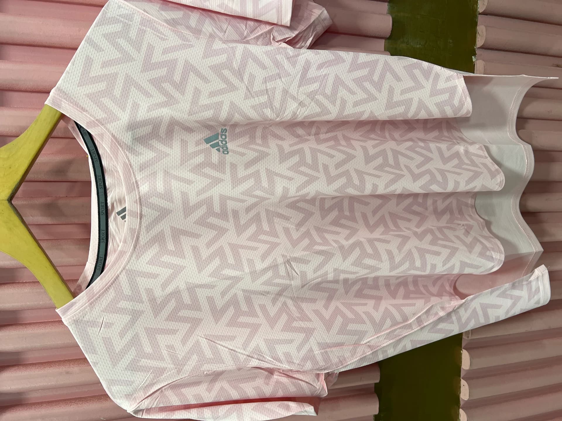 REMERA DEPORTIVA ADIDAS