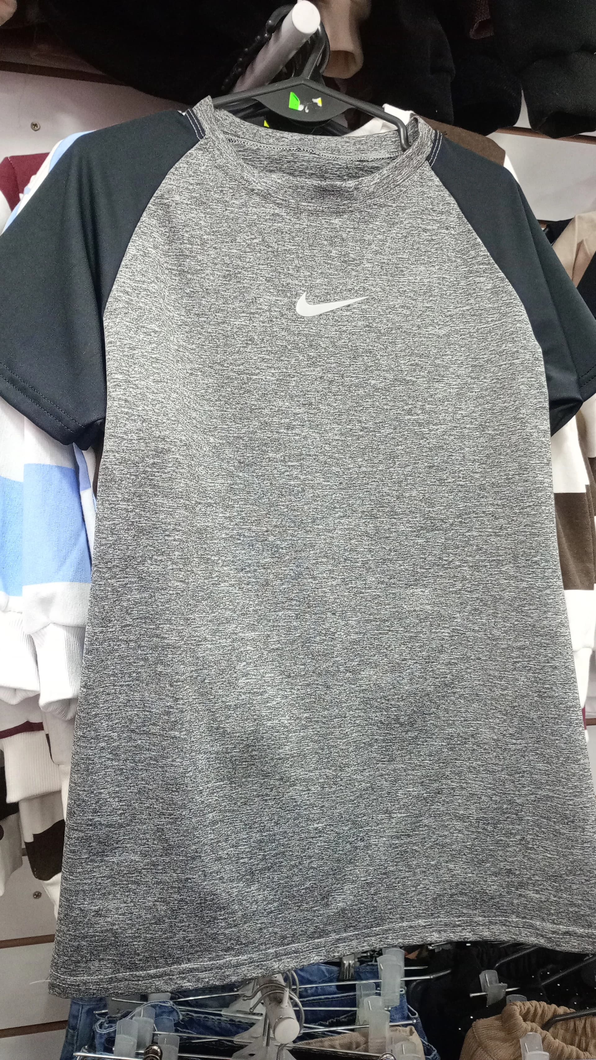 REMERA DEPORTIVA NENE NIKE