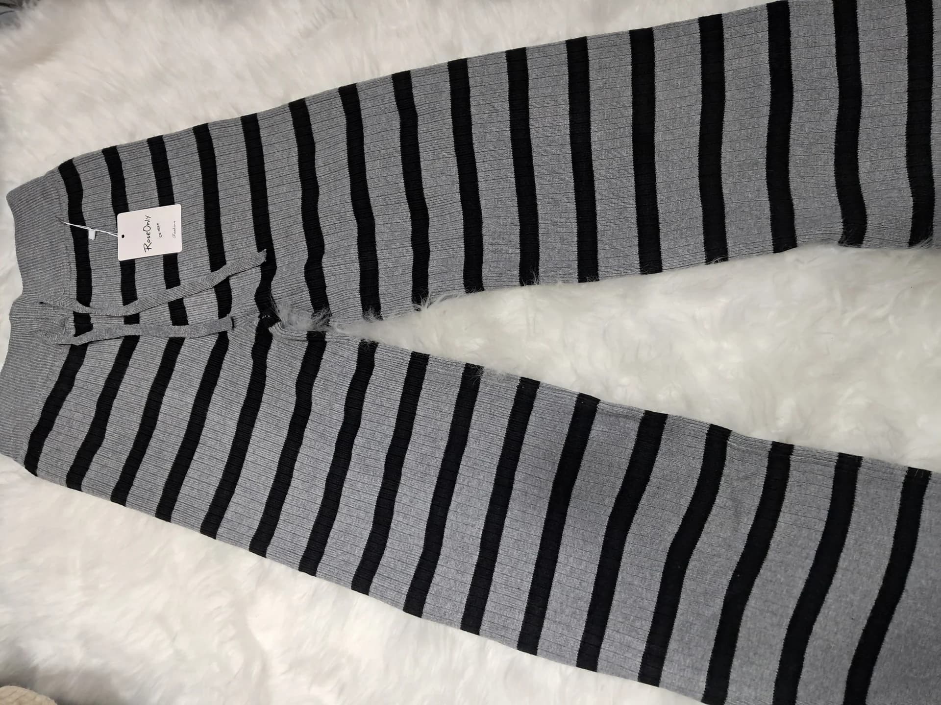 PANTALÓN SPANDEX CON RAYAS