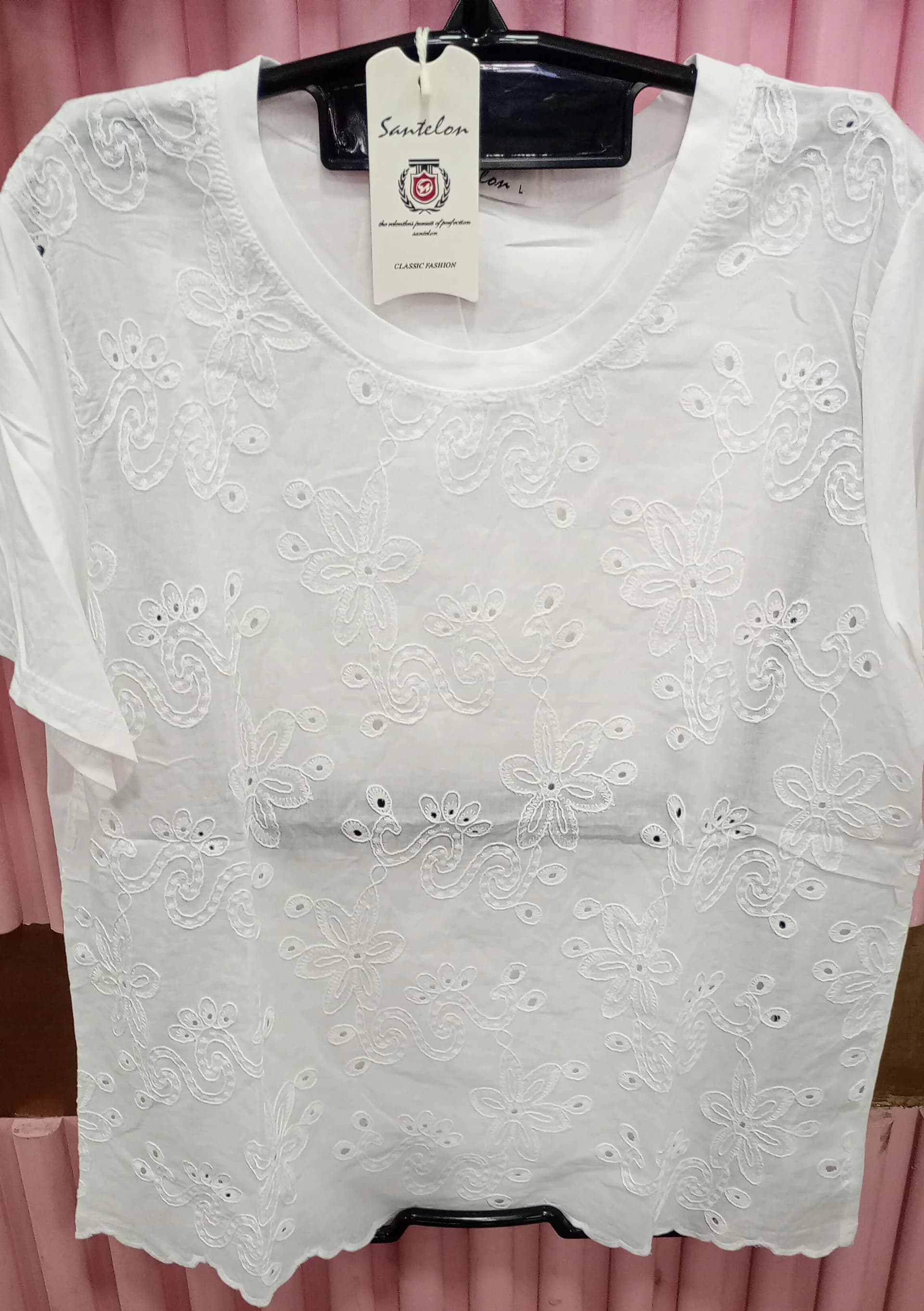 REMERA FLORES CALADA