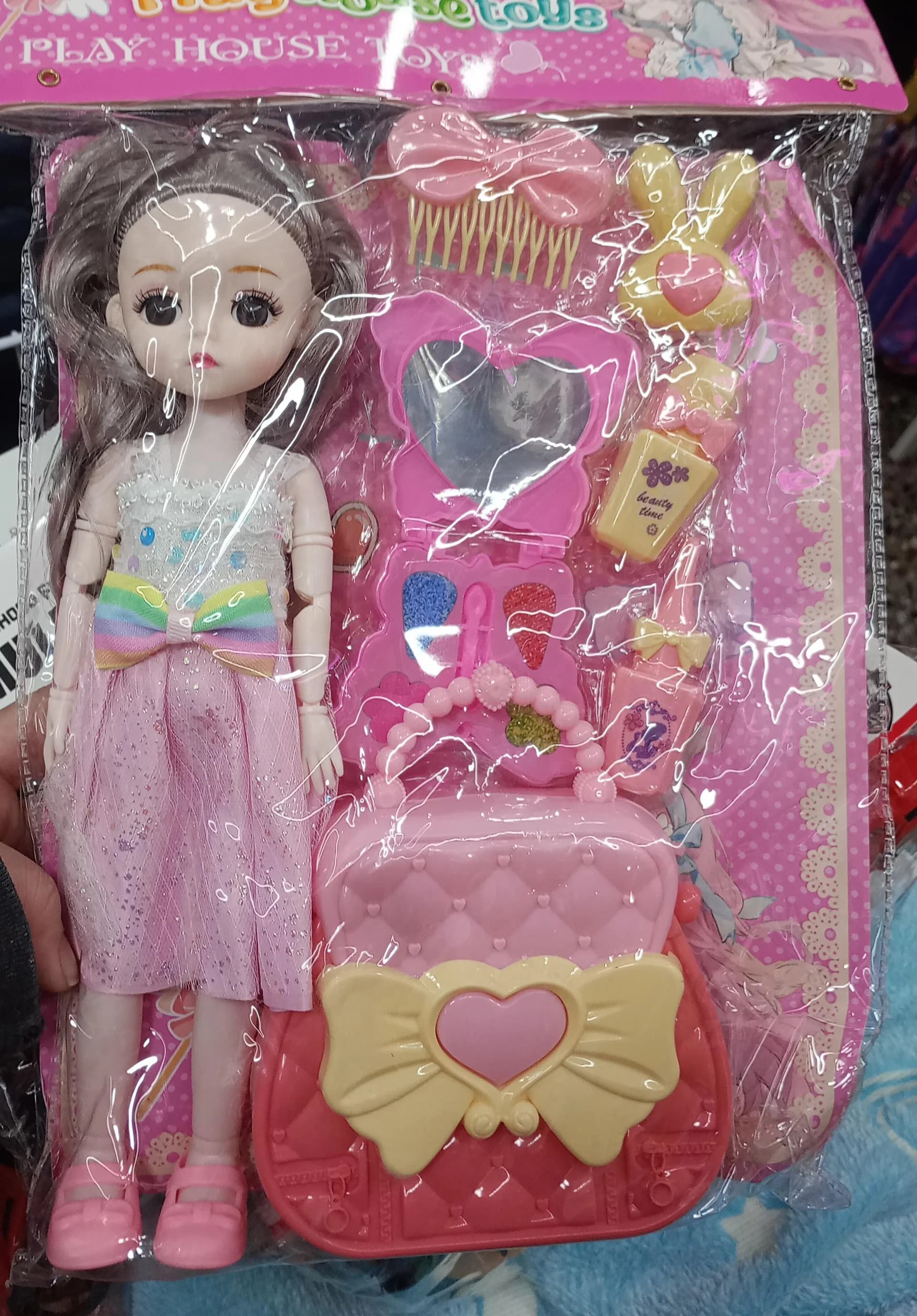 MUÑECA COREANA Y ACCESORIOS