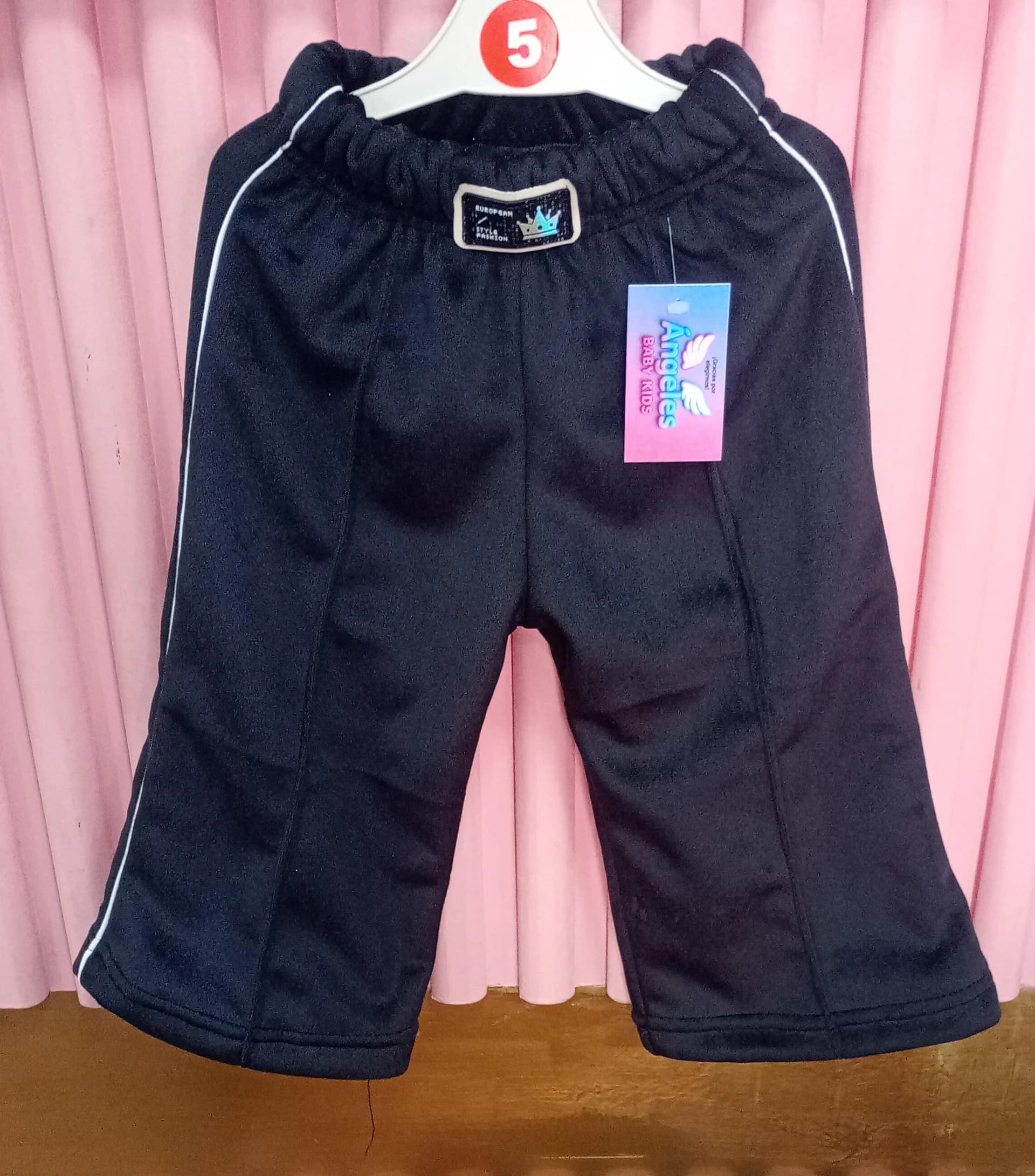 PANTALÓN BEBA PLUSH OXFORD CON PIEL
