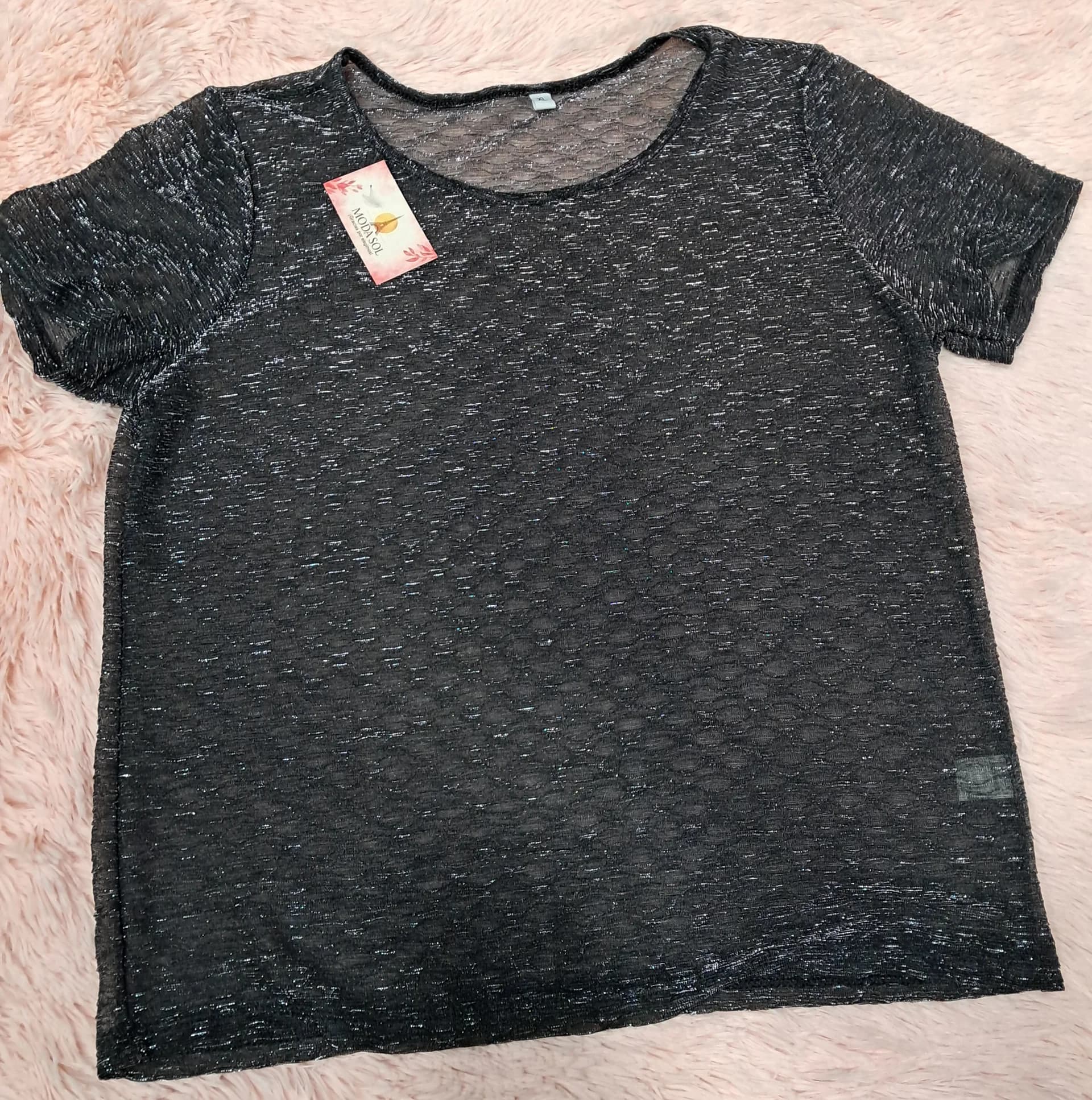 REMERA MANGA CORTA CON BRILLOS