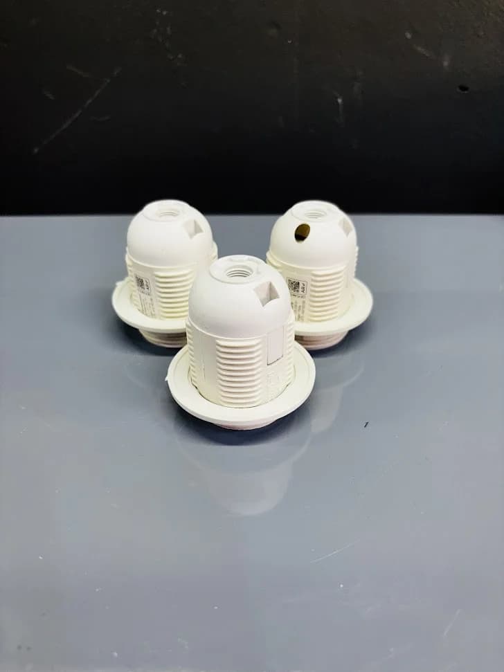 Portalampara plastico e27 Lusqtoff