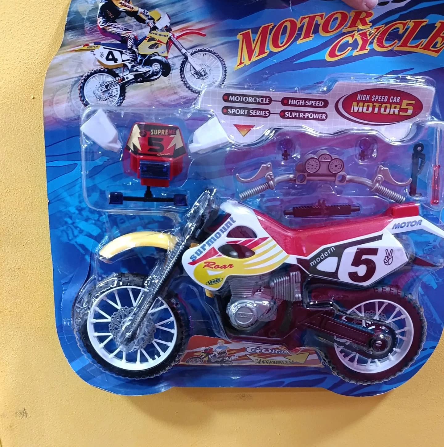 MOTO CYRCLE