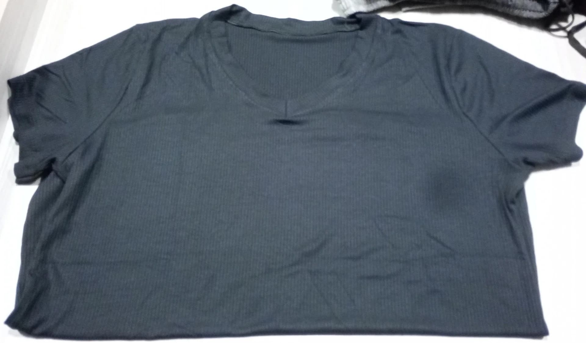 REMERA DAMA ESCOTE V