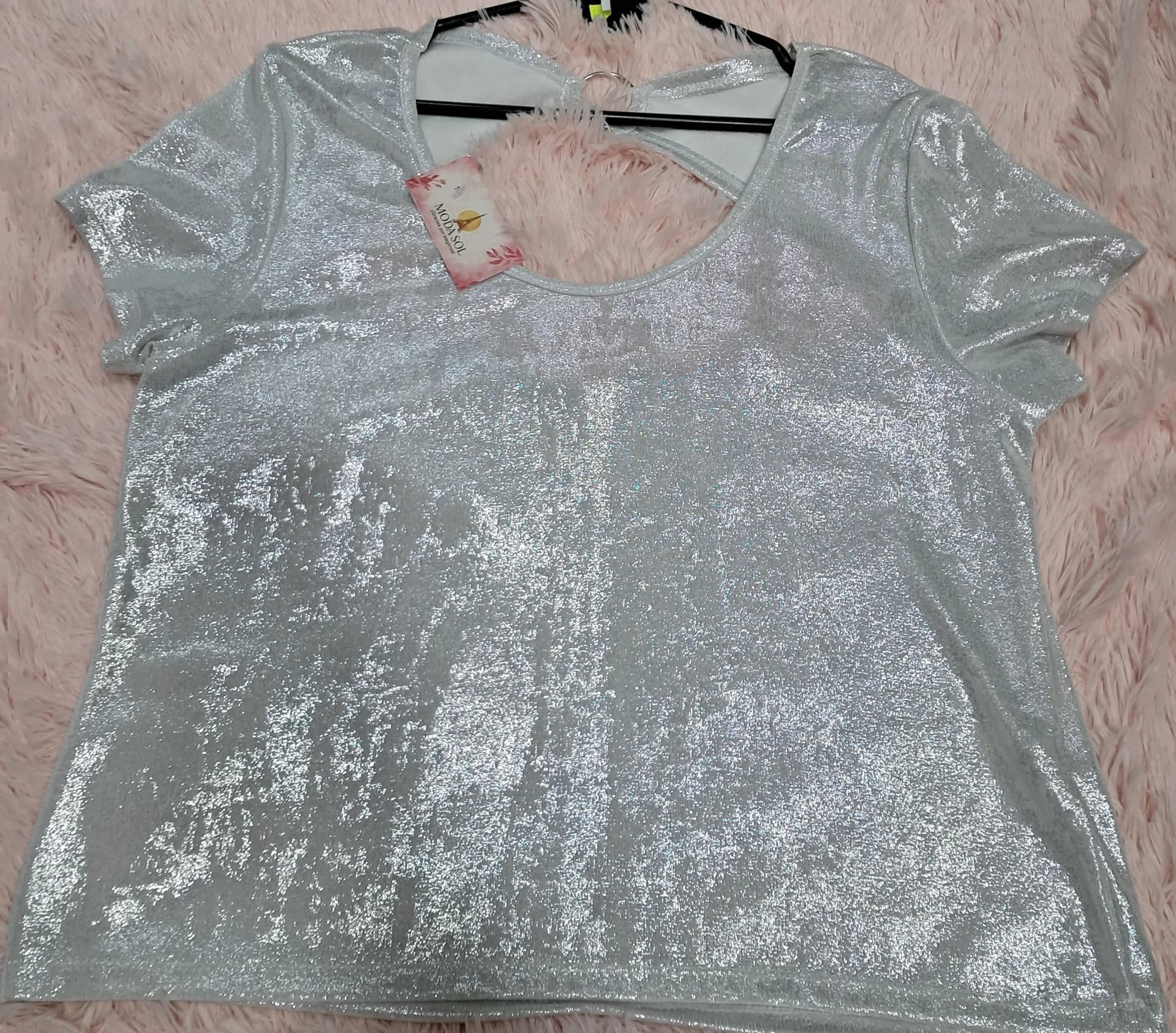 REMERA MANGA CORTA ELASTIZADA DE MUJER