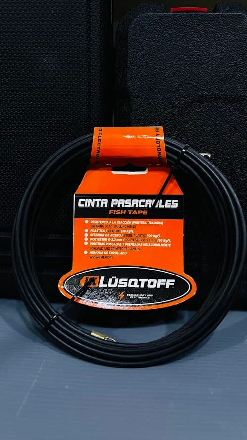 Cinta pasacable plastica 3,8mm x 10m Lusqtoff