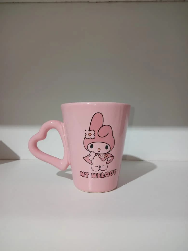 TAZA CON OREJA DE CORAZON