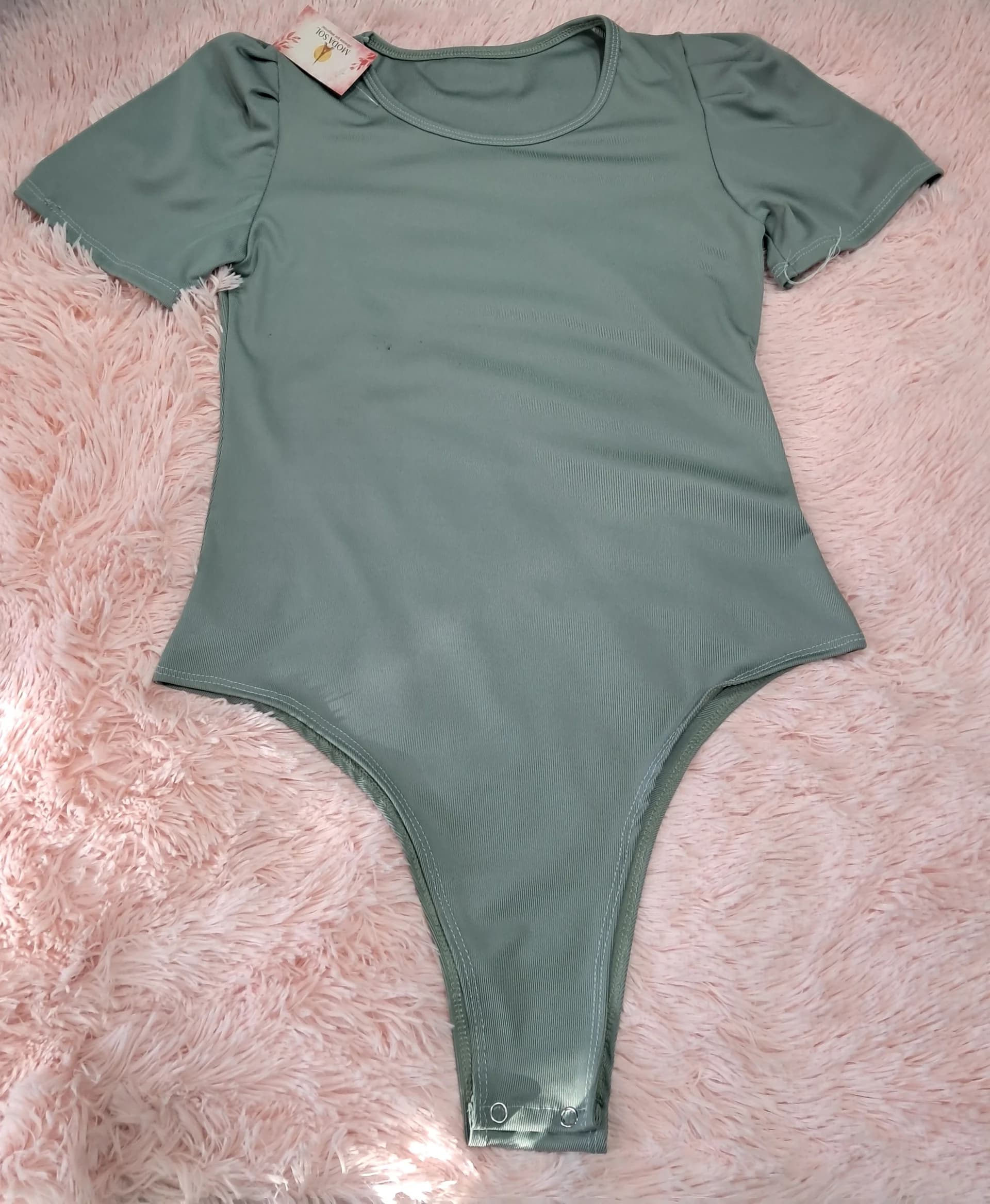 BODY CUELLO REDONDO MANGA CORTA