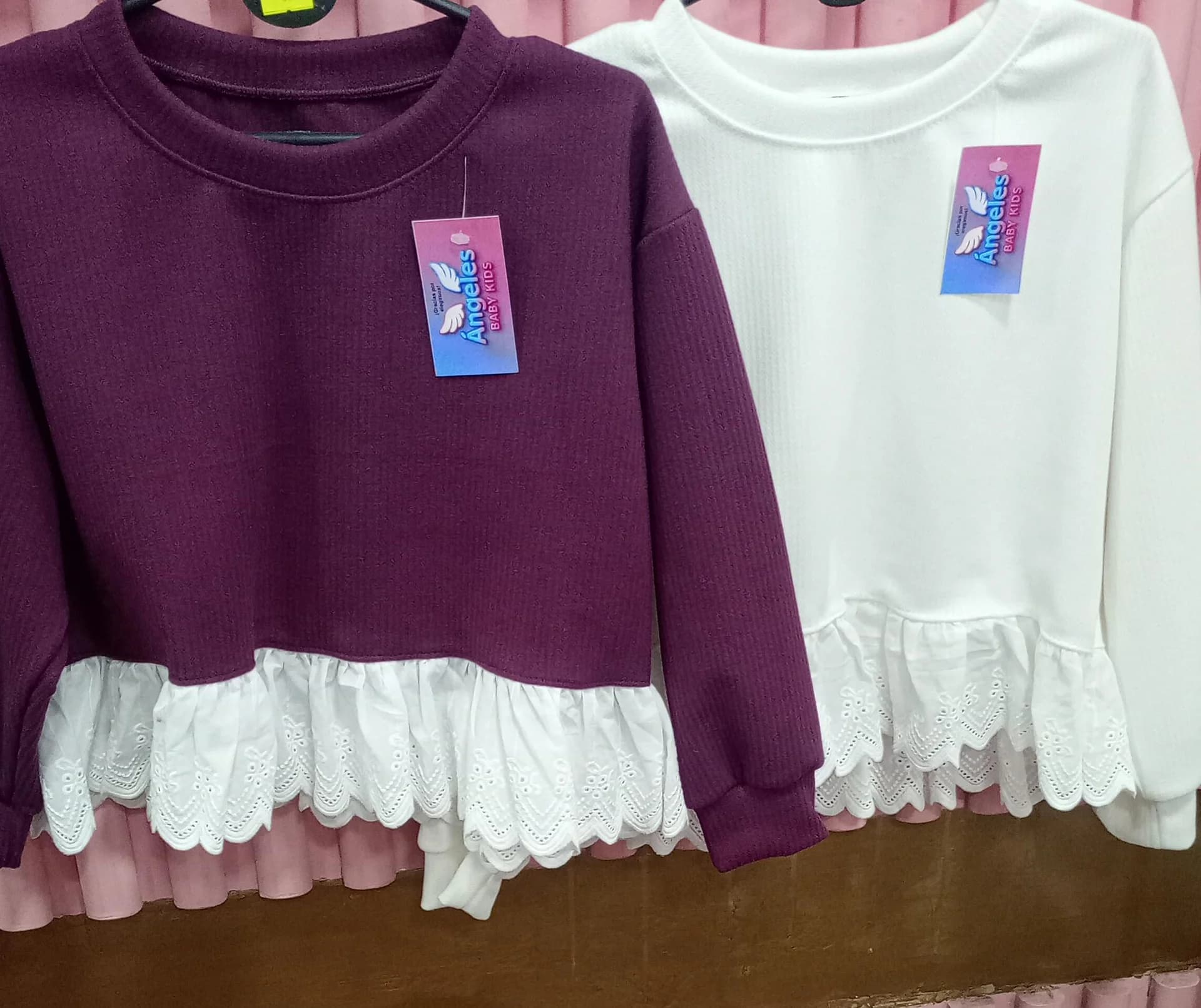 SUÉTER DARLON CON BRODERIE NENA