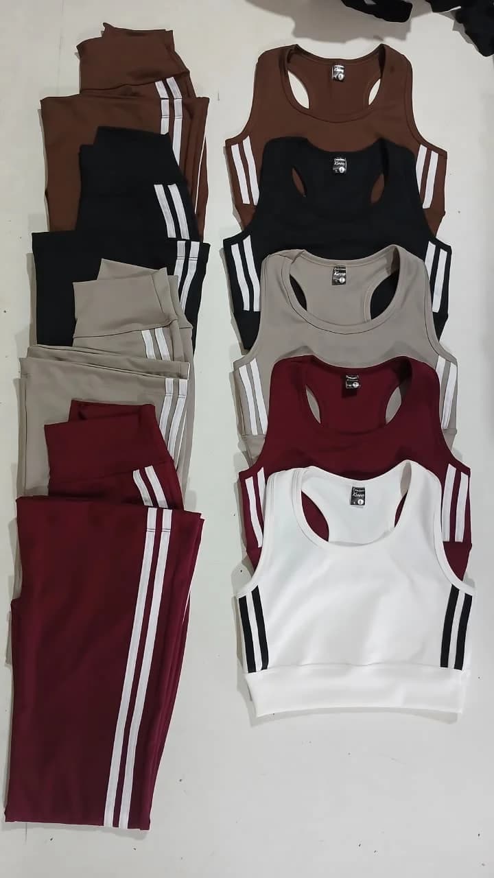 CONJUNTO DEPORTIVO PANTALÓN + TOP