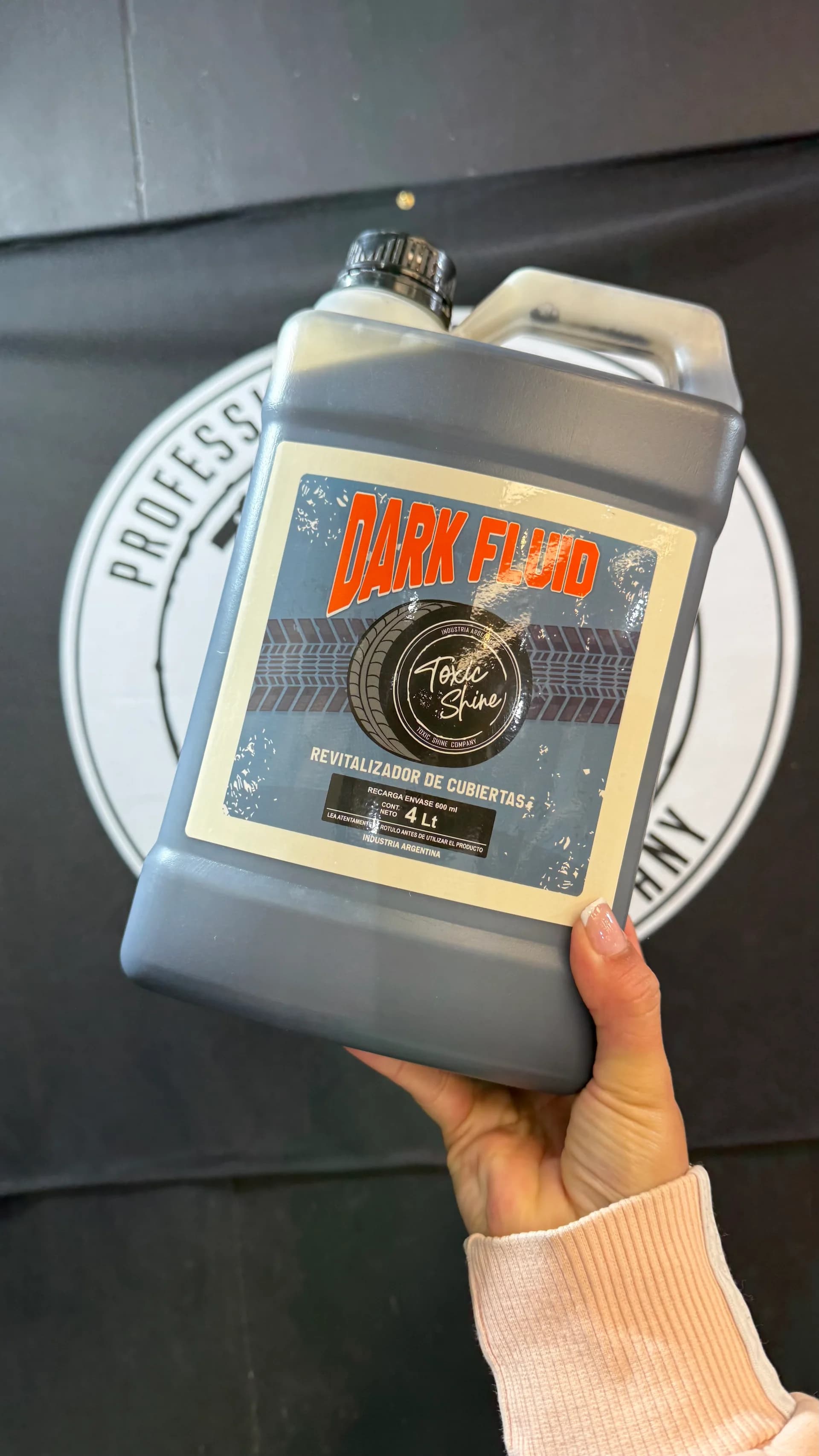 DARK FLUID 4L GALON TOXIC SHINE