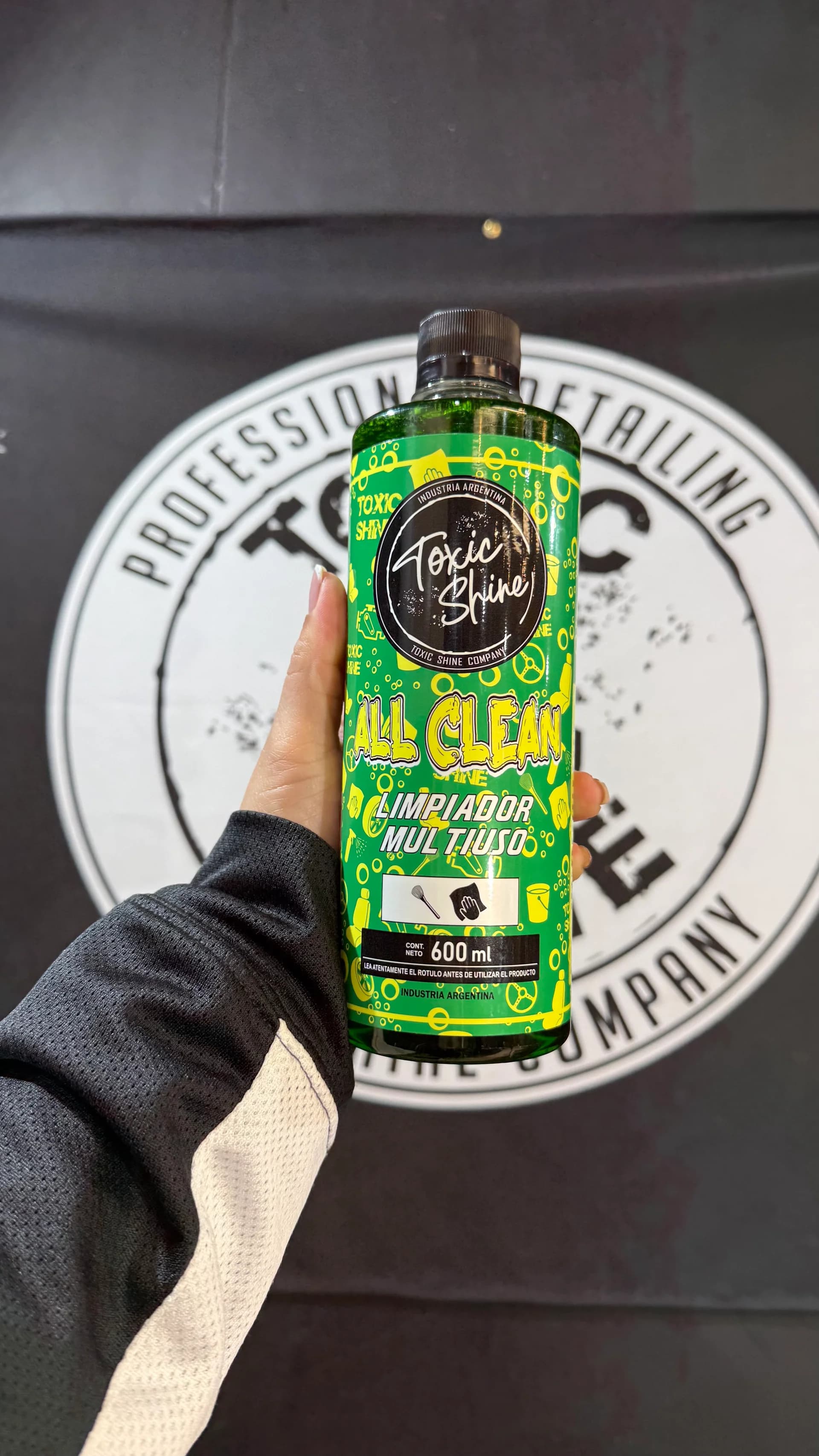 ALL CLEAN LIMPIADOR APC 600ML TOXIC SHINE