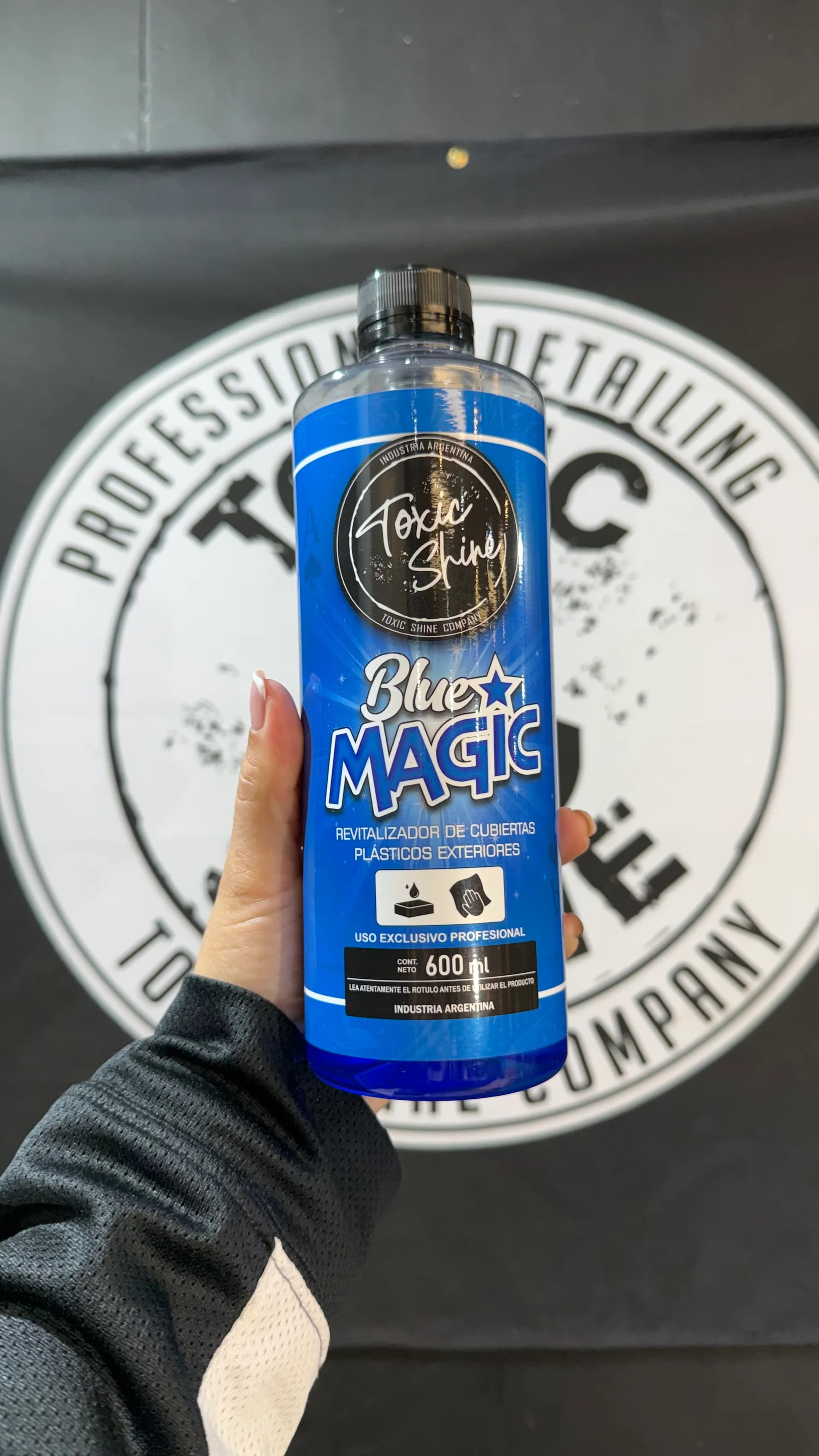 BLUE MAGIC 600ML TOXIC SHINE