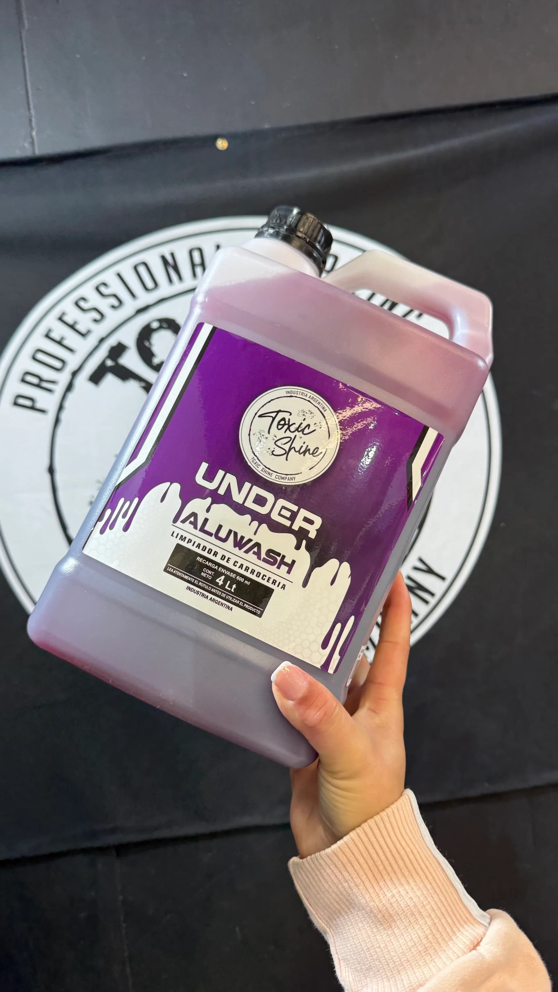 UNDER ALUWASH 4L GALON TOXIC SHINE