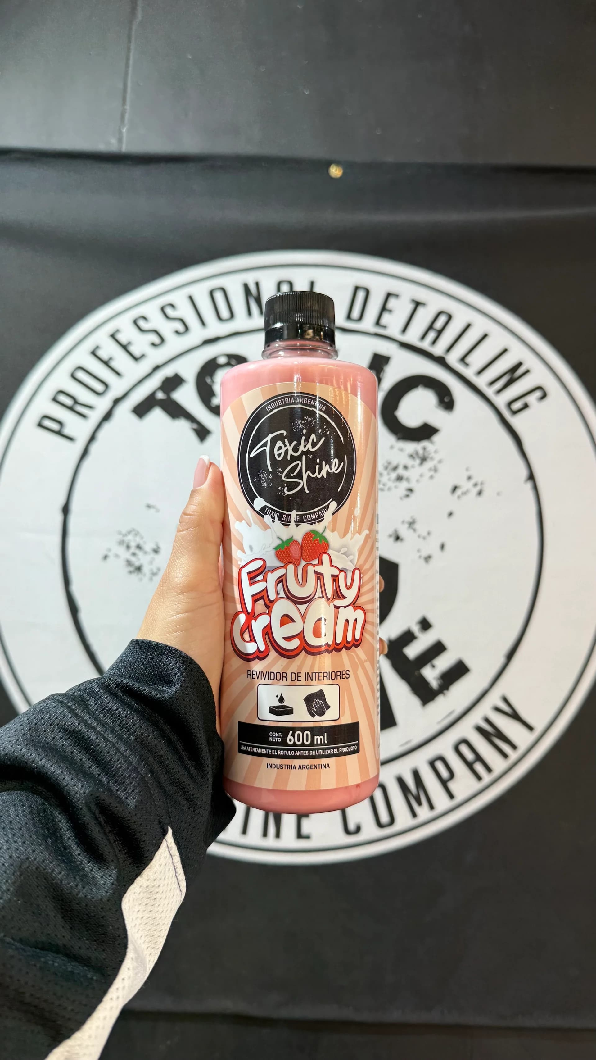 FRUTY CREAM 600ML TOXIC SHINE